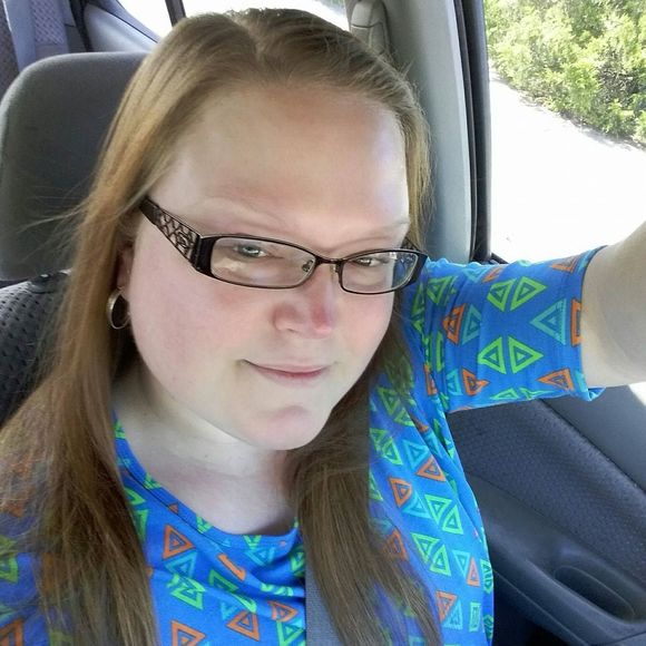 Meet your Posher, Jessica - Picture 1 of 1